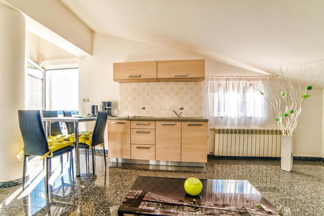 Apartments Ori Пула Экстерьер фото